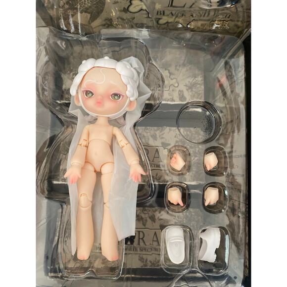 LAURA Black & White Spectrum Blind Box “Aurora Fantasy” - Picture 1 of 5